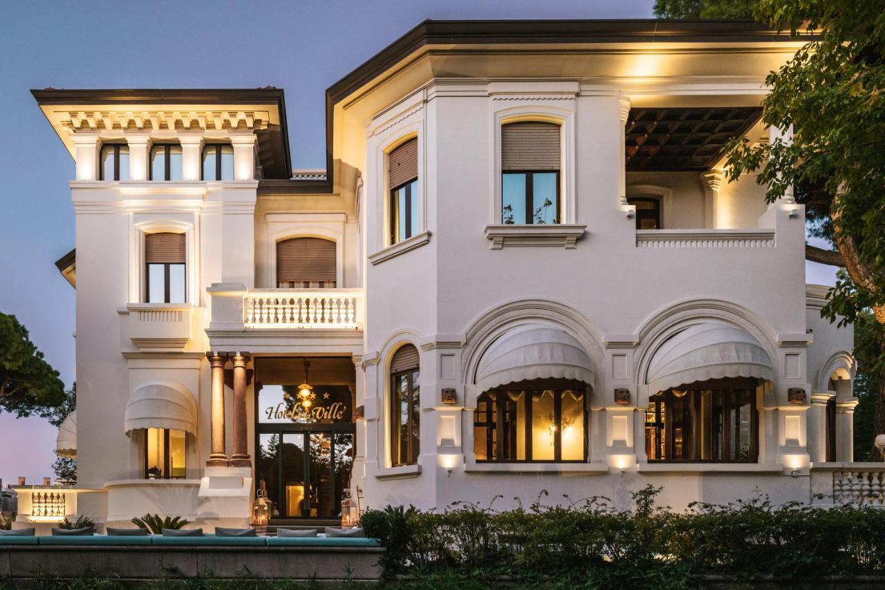 Hotel De La Ville Riccione Esterno foto